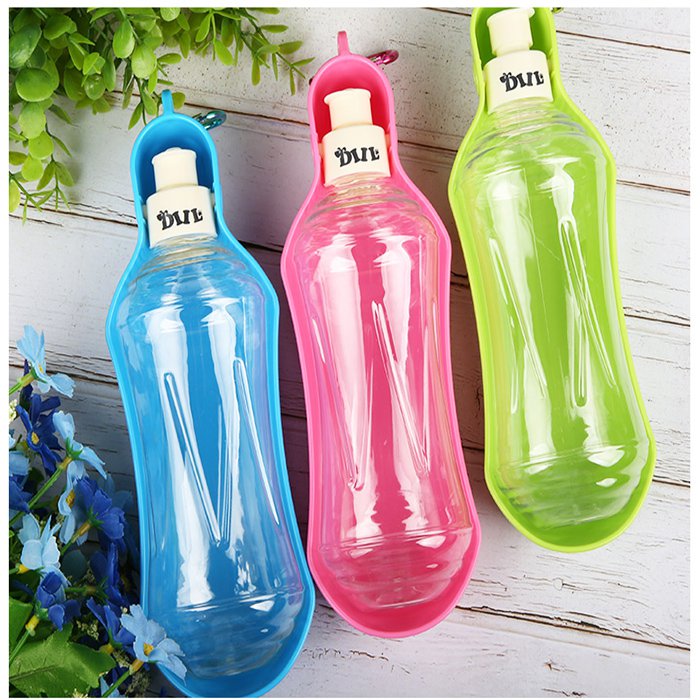 Drinking bottle outdoor for your puppy